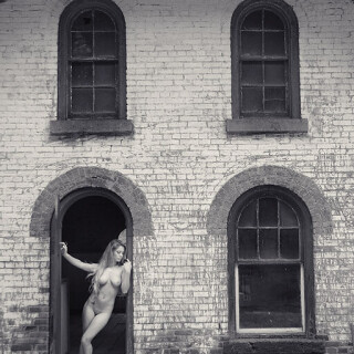 512x713_b7ce603865e15cfeecb9602375aca88f_910843