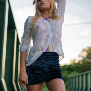 Modesty-5fb3083b6e9fee543