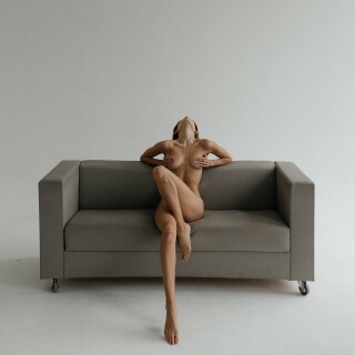 anna.ralphs-2022-12-16-2718056084-black-and-white-photo-and-color