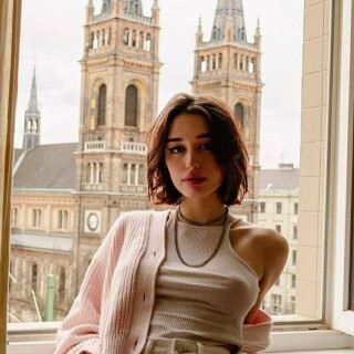 853x1280_b90baac8249a34ea4435d20e3478e039