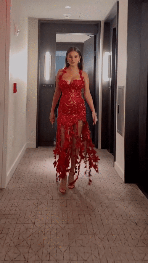 7c4f8c0b7c3b127e9f2d4589c6306f3f.gif